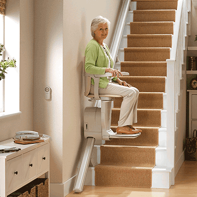  What models of commercial lifts does Seven manufacture?